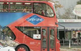 Tourist Ready: How Airport Bus Tours Maximise Your First Vacation Day