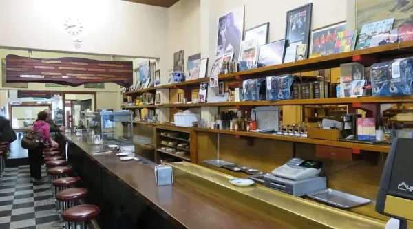 Pellegrini’s Espresso Bar, Italian restaurants in Melbourne