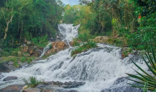 Visit Datanla Waterfalls, things to do in Dalat
