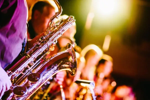 Attend a Winter Jazz Night at a Local Café, Toronto date ideas