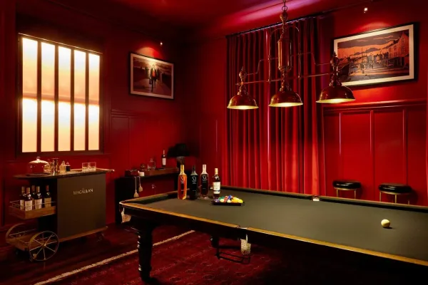 The Reserve Room at The Vanderbilt, Newport Beach Dating