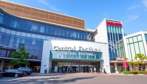 Exterior of Central Festival Chiang Mai shopping mall Exterior of Central Festival Chiang Mai shopping mall