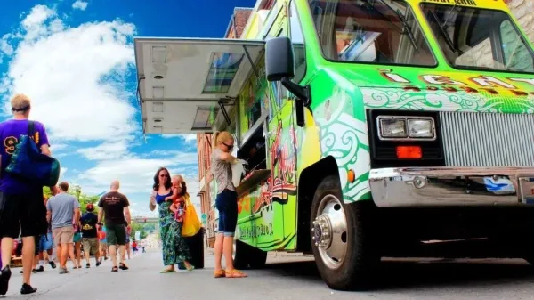 Deg Thai, food trucks in Nashville