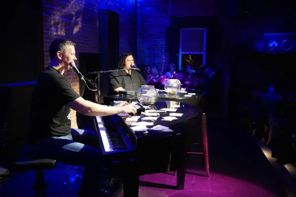Dueling Pianos at Top of Newport