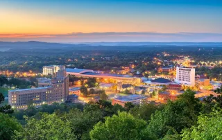 15 Best Towns to Visit in Arkansas: Hidden Gems for 2025