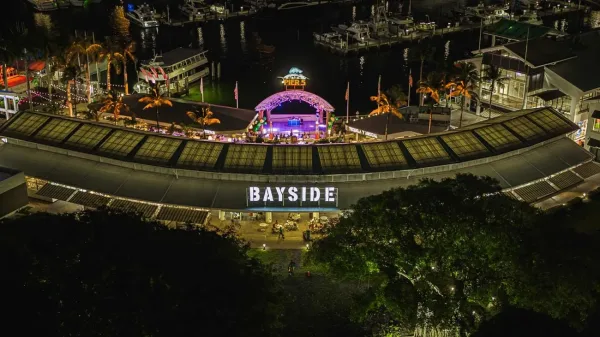 Bayside Marketplace, Miami attractions