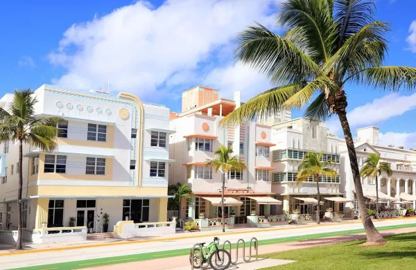 Art Deco Historic District, Miami attractions