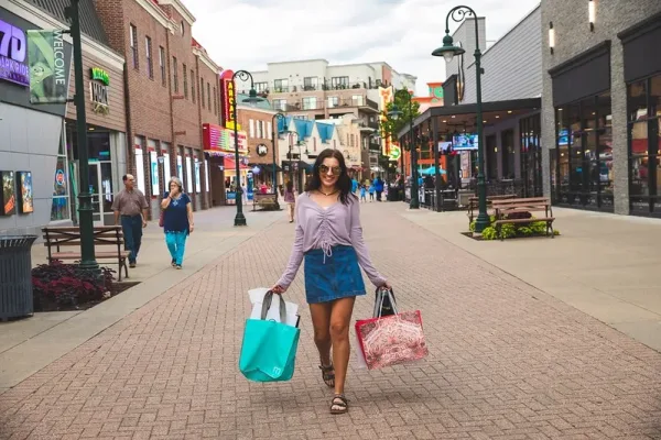 Branson Landing, what is Branson Missouri famous for?
