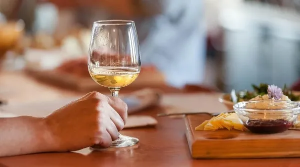 Finger Lakes Cider House, Ithaca dating