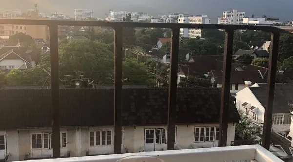 Parallel Universe, nightlife in Chiang Mai
