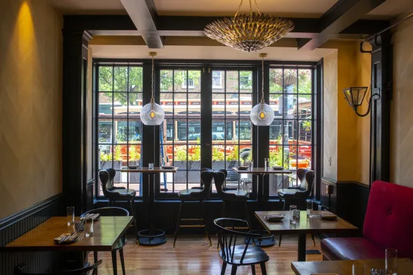 Dinner at Nasime, date night ideas in Alexandria