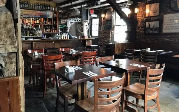 Captain Daniel Packer Inne, friday night date ideas in Mystic