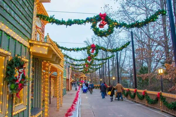 Branson's Christmas Celebrations, what's Branson Missouri famous for?