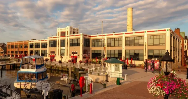 Torpedo Factory Art Center Visit, romantic date night ideas in Alexandria VA