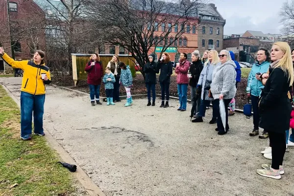 Hot Chocolate Crawl in Old Town, dating ideas in Alexandria