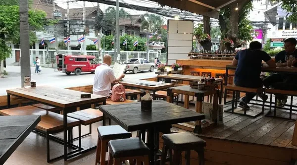 Beer Lab Chiang Mai, nightlife in Chiang Mai