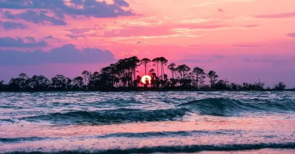 Catch a Sunset at Tybee Island, dating in Savannah