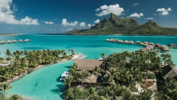 Four Seasons Resort Bora Bora, beach resorts in French Polynesia
