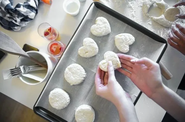 Take a Cooking Class Together, dating ideas in Nashville