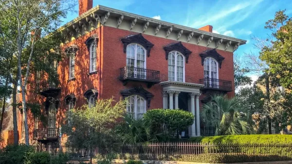 Tour a Historic Savannah Home, date night ideas in Savannah