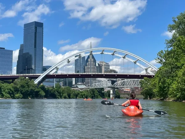 Go Kayaking on the Cumberland River, date night ideas in Nashville