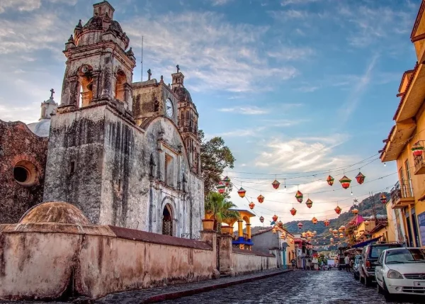 Tepoztlán: Mystical Mountain Town and Aztec Temple, weekend getaways from Mexico City