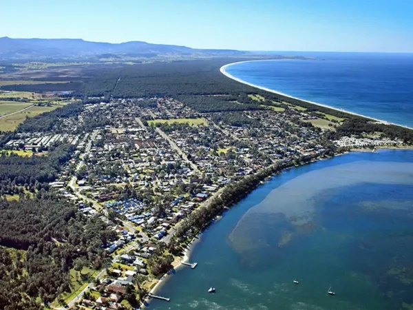 Shoalhaven Heads, weekend getaways from Sydney