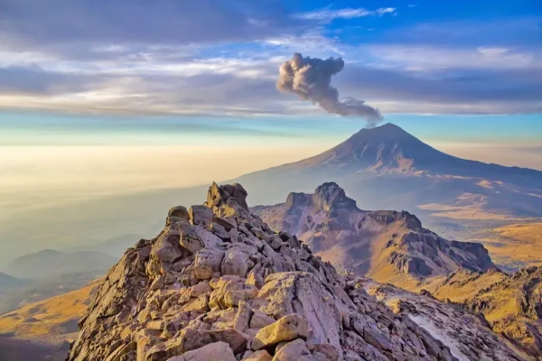 IztaccÃhuatl and Popocatépetl: Volcanic Adventures, trips from Mexico City