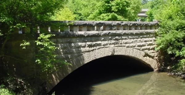 Hike Cherokee Park Together, dating ideas in Louisville