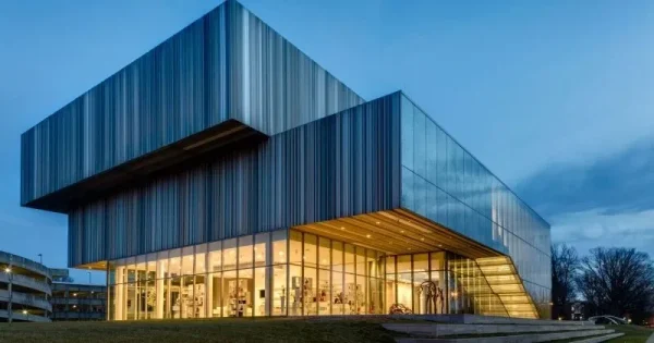 Visit the Speed Art Museum, date night ideas in Louisville