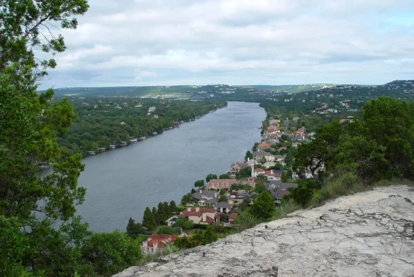 Mount Bonnell Sunset View, date night ideas in Austin