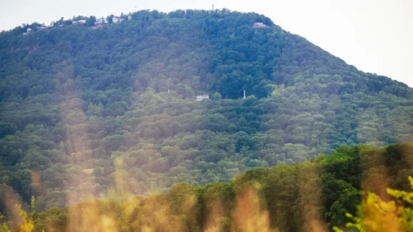 Explore Lookout Mountain, dating in Chattanooga