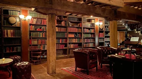 Discover Hidden Speakeasies Like Hell or High Water, date ideas in Louisville
