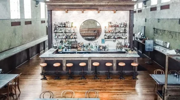 Craft Cocktails at The Ice Plant, St Augustine date night ideas