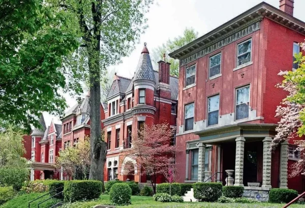 Bike Through Old Louisville's Victorian Architecture, date ideas Louisville