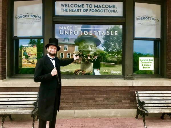 Macomb, best small towns in Illinois