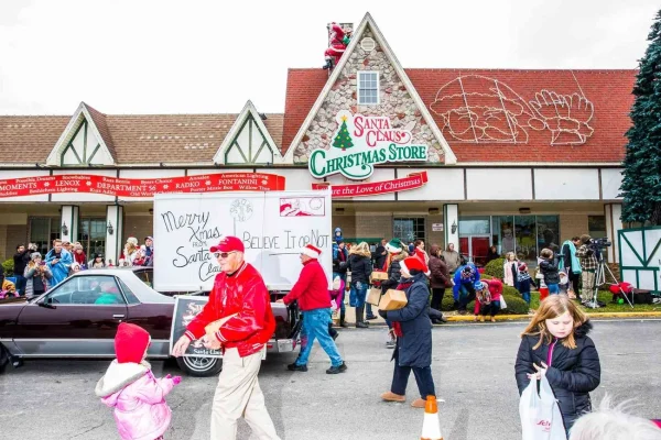 Santa Claus, small towns in Indiana
