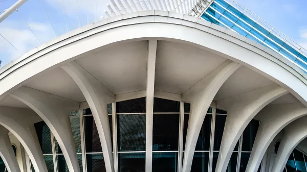 Visit the Milwaukee Art Museum, date night ideas in Milwaukee