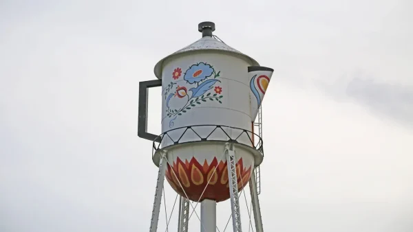 Stanton: Swedish Coffee Pot Town, small towns in Iowa