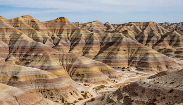 Badlands landscape at Dinosaur Provincial Park Badlands landscape at Dinosaur Provincial Park