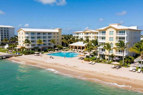 Waterfront resort accommodation in Key Largo with beach access Waterfront resort accommodation in Key Largo with beach access