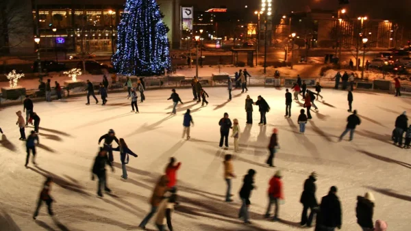 Ice Skate at Red Arrow Park, dating ideas in Milwaukee