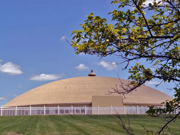 Fairfield: An Eclectic Cultural Hub, small towns in Iowa