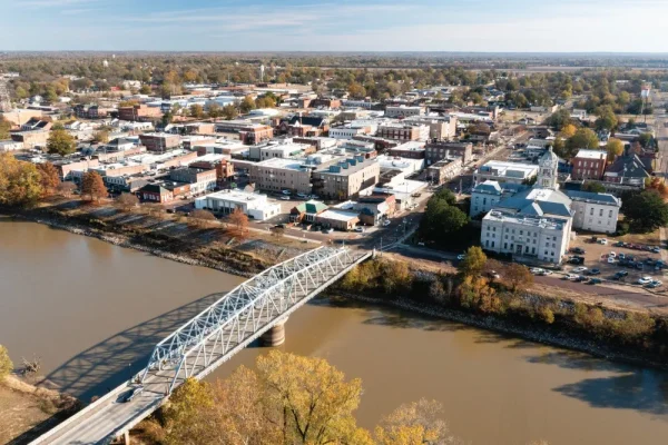 Greenwood, small towns to visit in Mississippi