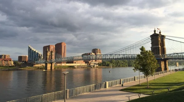 Outdoor Date Ideas in Cincinnati