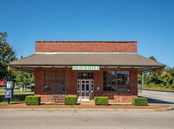 Corinth, charming villages in Mississippi.