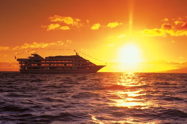Sunset Dinner Cruise with Live Entertainment, Oahu dating ideas
