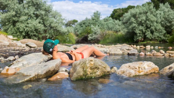 Saratoga - Relaxation and Scenic Beauty, small towns to visit in Wyoming
