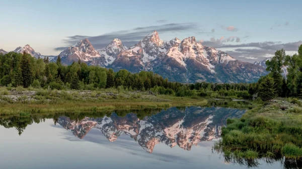 Jackson - Gateway to the Tetons, small towns in Wyoming